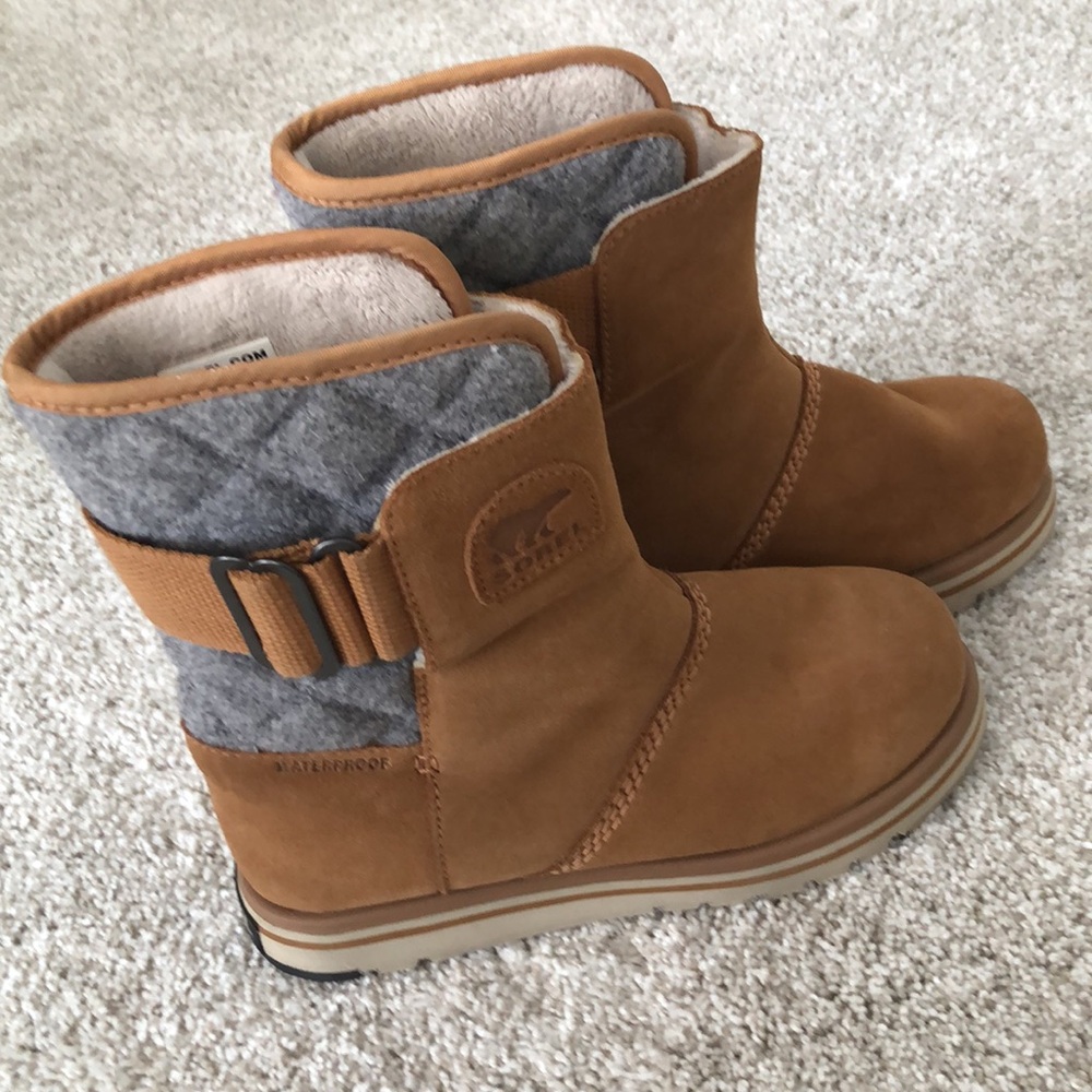 Sorel Tan Quilted Ankle Boots - Picture 4 of 8